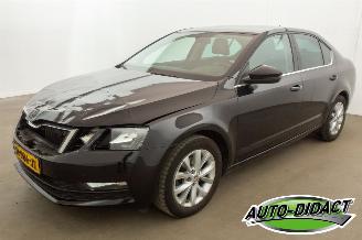 Schadeauto Skoda Octavia 1.0 TSI Navi Clima Greentech Business Edition 2020/2