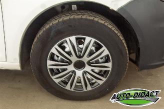 Volkswagen Caddy 2.0 TDI Automaat Airco L1H1 picture 27