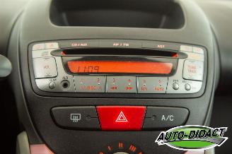 Peugeot 107 1.0-12V Airco picture 7