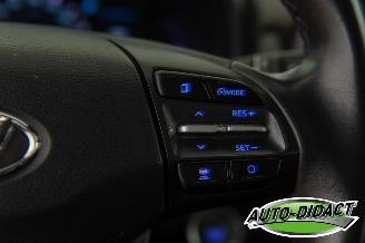 Hyundai Kona 64 kWh EV Comfort Camera Clima picture 16