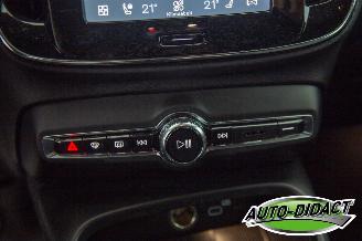 Volvo XC40 2.0 B4 18.337 km NAP Automaat Digi Dash Plus Dark picture 11
