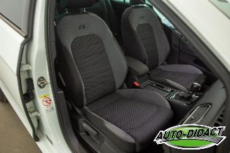 Volkswagen Golf 1.5 TSI Automaat Pano Digi Dash Navi Clima Business R Highline picture 22