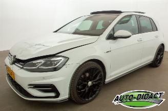 skadebil auto Volkswagen Golf 1.5 TSI Automaat Pano Digi Dash Navi Clima Business R Highline 2019/2