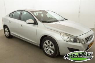 Volvo S-60 1.6 T4 Automaat Navi Clima picture 2
