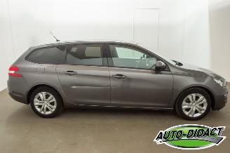 Peugeot 308 1.2 PureTech Pano Navi Clima Blue Lease Executive picture 39