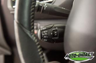 Peugeot 308 1.2 PureTech Pano Navi Clima Blue Lease Executive picture 16