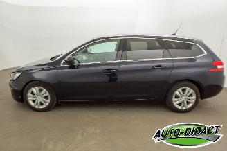 Peugeot 308 1.6 BlueHDi Navi Camera Clima Blue Lease Executive Pack picture 37