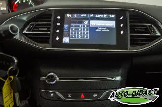 Peugeot 308 1.6 BlueHDi Navi Camera Clima Blue Lease Executive Pack picture 11