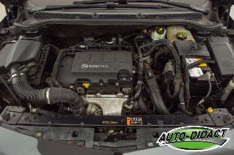 Opel Astra 1.4 Turbo Clima Sport picture 38