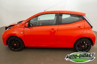 Toyota Aygo 1.0 VVT-i Navi Airco x-play picture 35