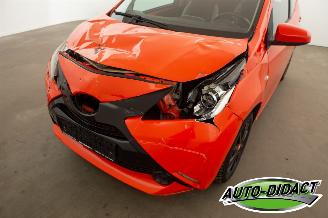 Toyota Aygo 1.0 VVT-i Navi Airco x-play picture 28