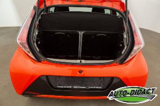 Toyota Aygo 1.0 VVT-i Navi Airco x-play picture 34