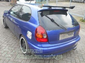 Toyota Corolla Corolla (E11) Hatchback 1.6 16V (4AFE) [81kW]  (04-1997/02-2000) picture 4