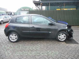Renault Clio Clio III (BR/CR) Hatchback 1.2 16V TCe 100 (D4F-784(D4F-H7)) [74kW]  (=
05-2007/12-2012) picture 5
