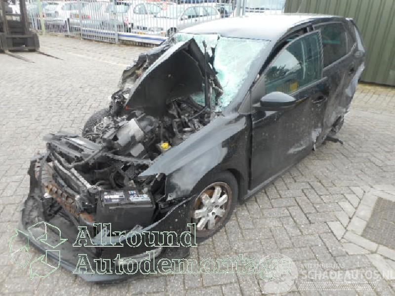 Volkswagen Polo Polo (6R) Hatchback 1.2 TDI 12V BlueMotion (CFWA(Euro 5)) [55kW]  (10-=
2009/05-2014)