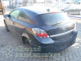 Opel Astra Astra H GTC (L08) Hatchback 3-drs 1.4 16V Twinport (Z14XEP(Euro 4)) [6=
6kW]  (03-2005/10-2010) picture 4