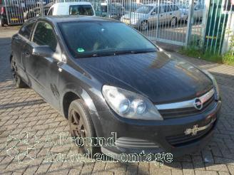 Opel Astra Astra H GTC (L08) Hatchback 3-drs 1.4 16V Twinport (Z14XEP(Euro 4)) [6=
6kW]  (03-2005/10-2010) picture 2