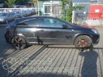 Opel Astra Astra H GTC (L08) Hatchback 3-drs 1.4 16V Twinport (Z14XEP(Euro 4)) [6=
6kW]  (03-2005/10-2010) picture 7