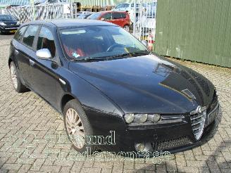 Alfa Romeo 159 159 Sportwagon (939BX) Combi 2.2 JTS 16V (939.A.5000) [136kW]  (03-200=
6/11-2011) picture 2