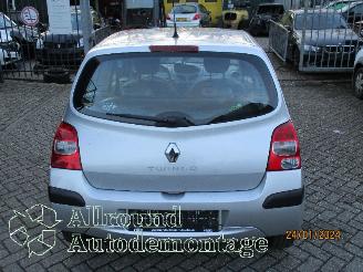 Renault Twingo Twingo II (CN) Hatchback 3-drs 1.2 (D7F-800(Euro 4)) [43kW]  (03-2007/=
09-2014) picture 6