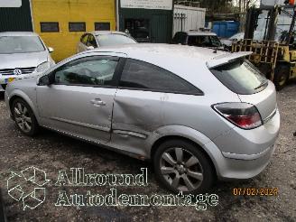 Opel Astra Astra H GTC (L08) Hatchback 3-drs 1.4 16V Twinport (Z14XEP(Euro 4)) [6=
6kW]  (03-2005/10-2010) picture 8