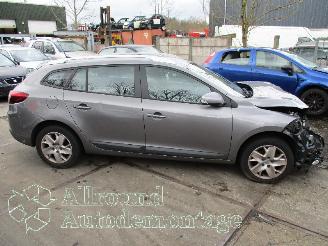 Renault Mégane Megane III Grandtour (KZ) Combi 5-drs 1.5 dCi 110 (K9K-636(K9K-A6)) [8=
1kW]  (02-2009/04-2016) picture 5