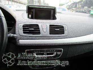 Renault Mégane Megane III Berline (BZ) Hatchback 5-drs 1.2 16V TCE 115 (H5F-400(H5F-A=
4)) [85kW]  (03-2012/02-2016) picture 11
