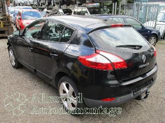 Renault Mégane Megane III Berline (BZ) Hatchback 5-drs 1.2 16V TCE 115 (H5F-400(H5F-A=
4)) [85kW]  (03-2012/02-2016) picture 4