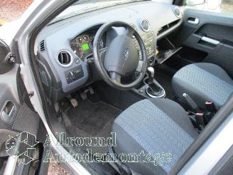 Ford Fusion Fusion Combi 1.4 16V (FXJA(Euro 4)) [59kW]  (08-2002/12-2012) picture 9