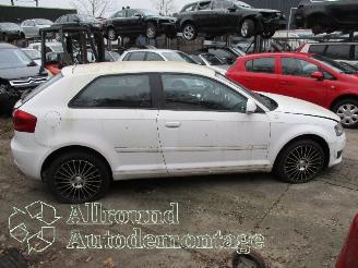 Audi A3 A3 Sportback (8PA) Hatchback 5-drs 2.0 TDI 16V (CBAB) [103kW]  (09-200=
4/03-2013) picture 7
