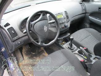 Hyundai I-30 i30 (FD) Hatchback 1.4 CVVT 16V (G4FA) [80kW]  (10-2007/11-2011) picture 9