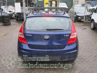 Hyundai I-30 i30 (FD) Hatchback 1.4 CVVT 16V (G4FA) [80kW]  (10-2007/11-2011) picture 6