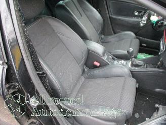 Renault Mégane Megane III Grandtour (KZ) Combi 5-drs 1.2 16V TCE 130 (H5F-408(H5F-F4)=
) [97kW]  (06-2015/02-2016) picture 8