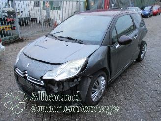 Démontage voiture Citroën DS3 DS3 (SA) Hatchback 1.6 VTi 120 16V (EP6C(5FS)) [88kW]  (04-2010/07-201=
5) 2010