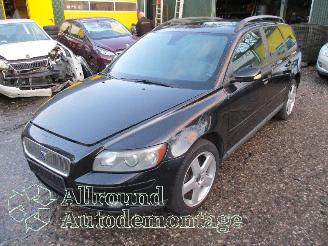 Damaged car Volvo V-50 V50 (MW) 1.8 16V (B4184S11) [92kW]  (04-2004/12-2010) 2006