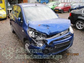 Hyundai I-10 i10 (F5) Hatchback 1.1i 12V (G4HG5) [51kW]  (04-2011/12-2013) picture 2