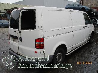 Volkswagen Transporter Transporter T5 Van 2.5 TDi (BNZ) [96kW]  (04-2003/11-2009) picture 4