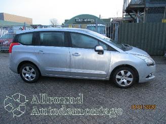 Peugeot 5008 5008 I (0A/0E) MPV 1.6 THP 16V (EP6CDT(5FV)) [115kW]  (09-2009/03-2017=
) picture 7