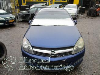 Opel Astra Astra H GTC (L08) Hatchback 3-drs 2.0 16V Turbo (Z20LEL(Euro 4)) [125k=
W]  (03-2005/10-2010) picture 5