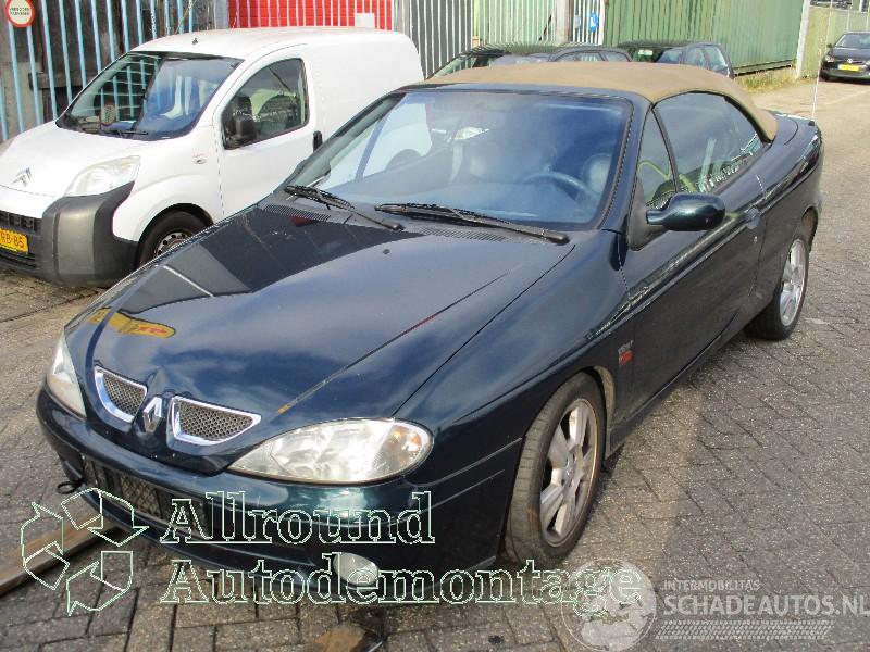 Renault Mégane Megane (EA) Cabrio 1.6 16V Sport (K4M-701) [79kW]  (03-1999/07-2003)