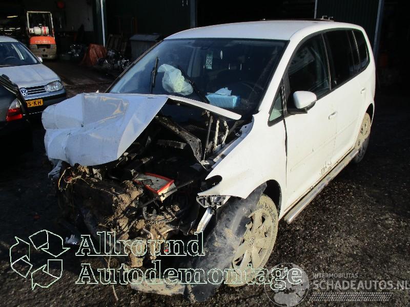 Volkswagen Touran Touran (1T3) MPV 2.0 TDI 16V 140 (CFHC) [103kW]  (05-2010/05-2015)