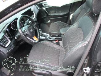 Kia Cee d Ceed (CDB5/CDBB) Hatchback 5-drs 1.4 T-GDI 16V (G4LD) [103kW]  (03-201=
8/12-2020) picture 11