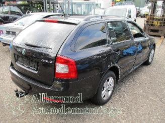 Skoda Octavia Octavia Combi (1Z5) Combi 5-drs 1.2 TSI (CBZB) [77kW]  (02-2010/04-201=
3) picture 3
