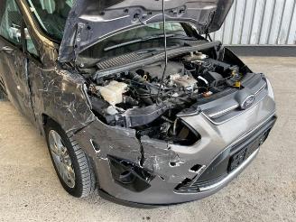 Ford C-Max Sync Edition picture 10