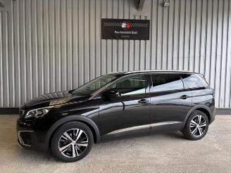 Gebrauchtwagen PKW Peugeot 5008 Allure 7-Sitzer / R-Kamera / Navi 2019/6