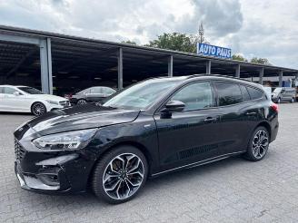 Ford Focus Turnier ST-Line Autom / LED picture 2