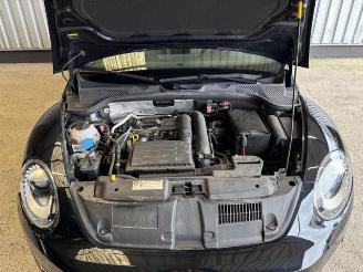 Volkswagen Beetle Cabriolet Design BMT Bi-Xenon / Navi picture 16