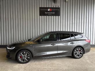 skadebil auto Ford Focus Turnier ST-Line Style 2022/10