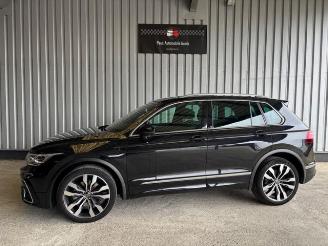 Unfallwagen Volkswagen Tiguan R-Line eHybrid Panorama / Voll Leder 2021/12