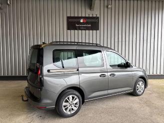 Volkswagen Caddy Life 2.0 TDI 5-Sitzer / DSG / Navigation picture 5